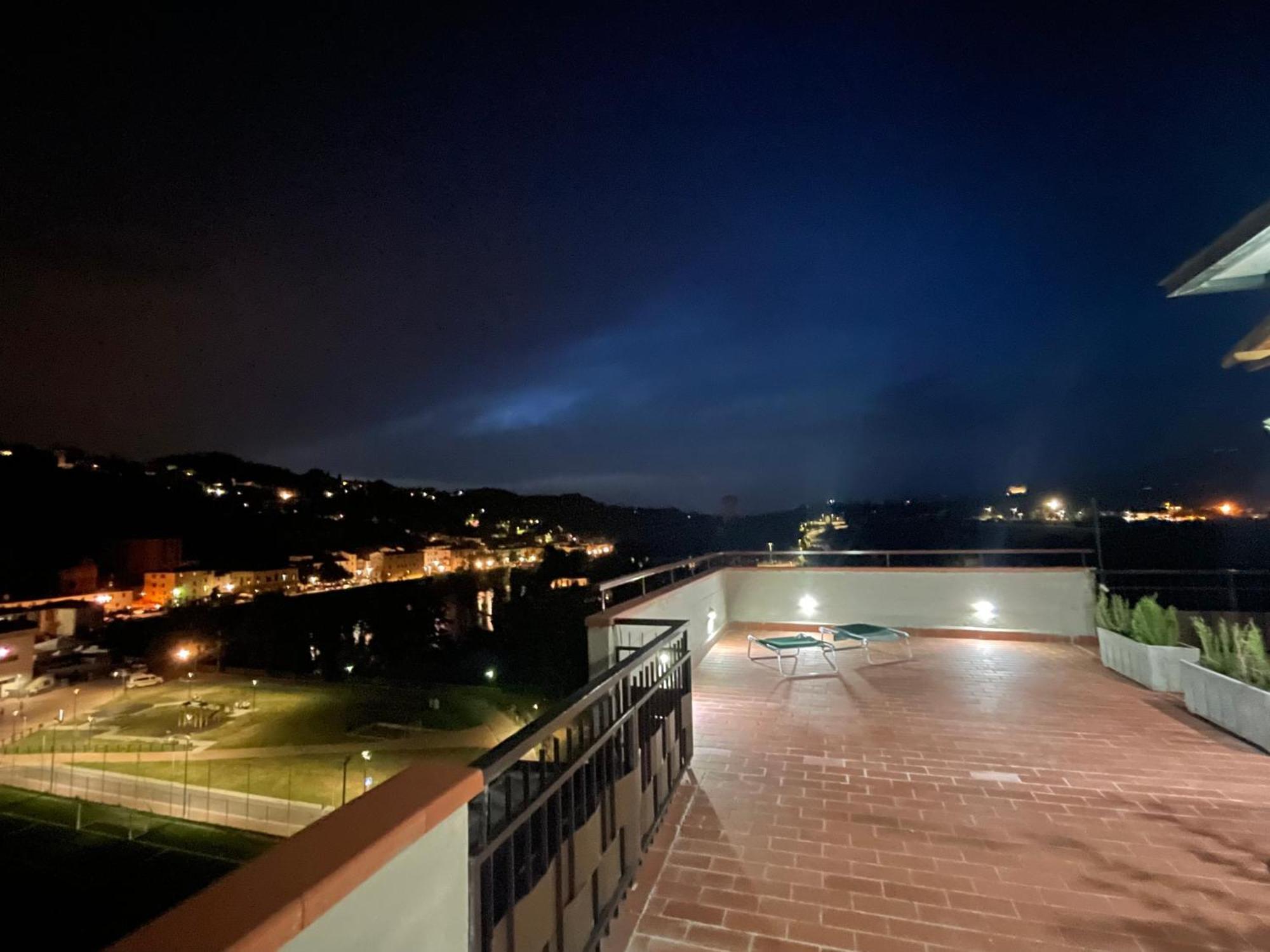 Sesto Piano Apartment Incisa in Val d'Arno Екстер'єр фото