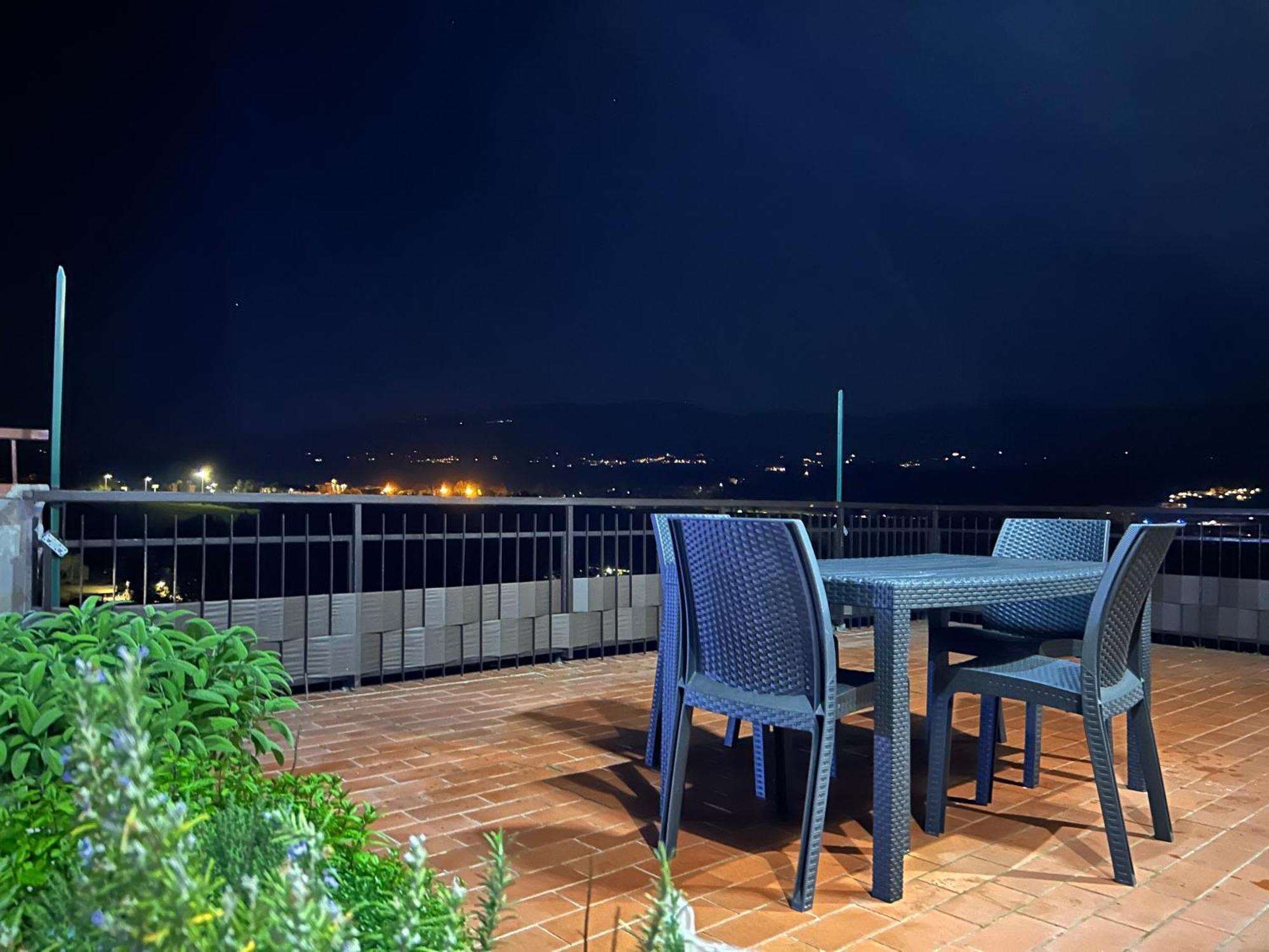 Sesto Piano Apartment Incisa in Val d'Arno Екстер'єр фото